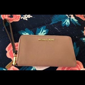 Michael Kors Wristlet